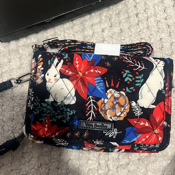 Vera Bradley Crossbody - Picture 2 of 8